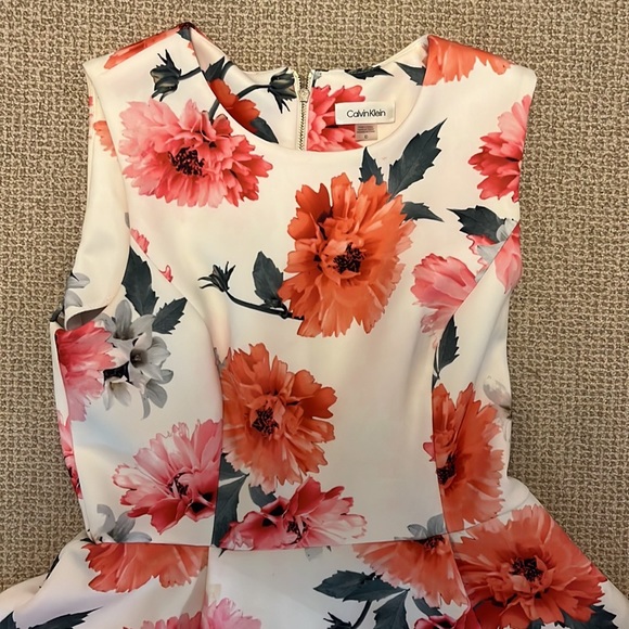 Calvin Klein White Floral Dress Size 10 - Picture 3 of 5
